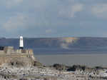 FZ028591 Porthcawl lighthouse.jpg